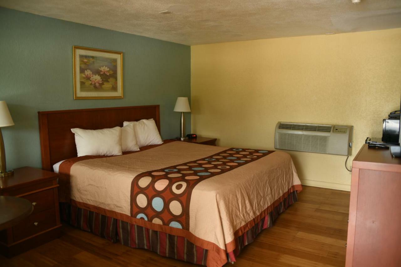 Boston Motel Weymouth Exterior photo
